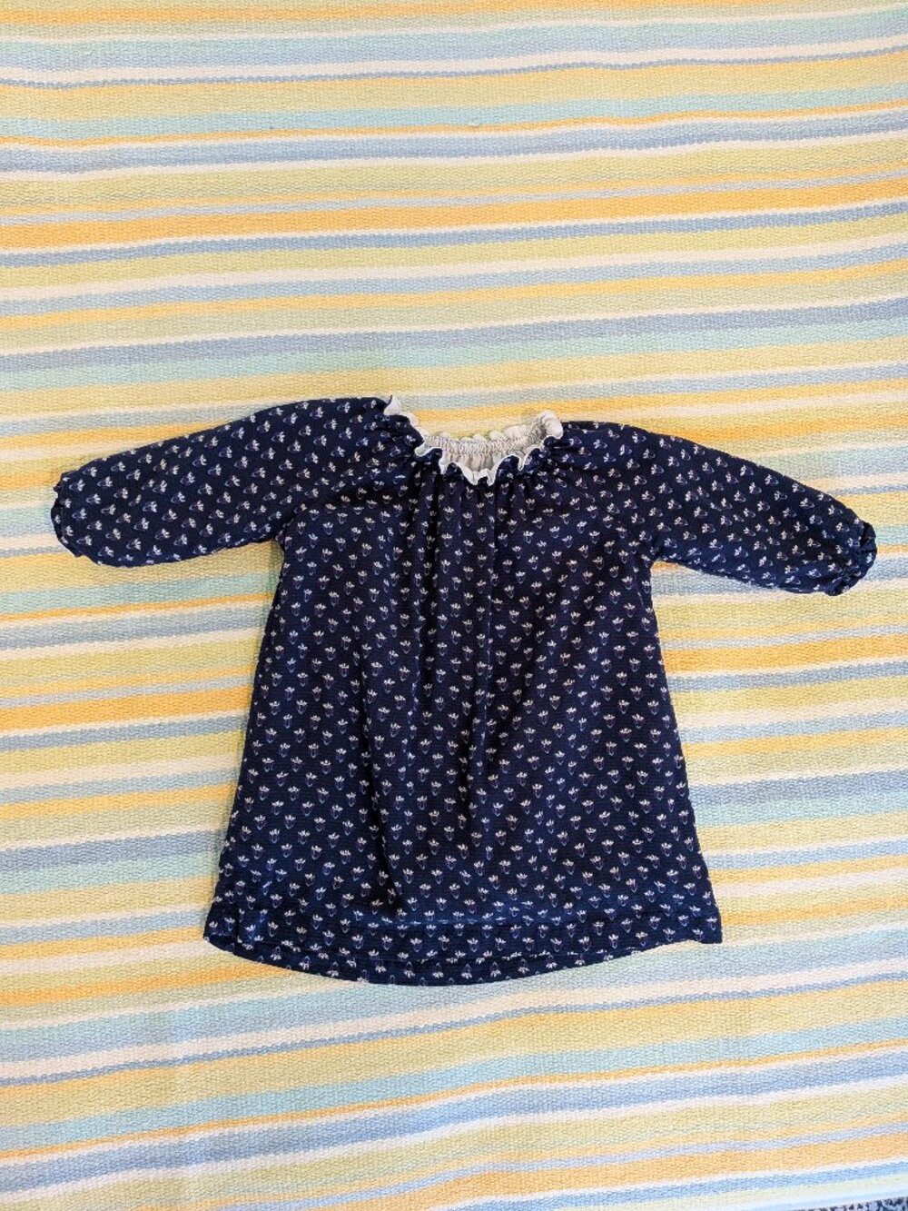 ⭐ Mademoiselle a Soho blue floral dress size 6 months - Picture 1 of 6